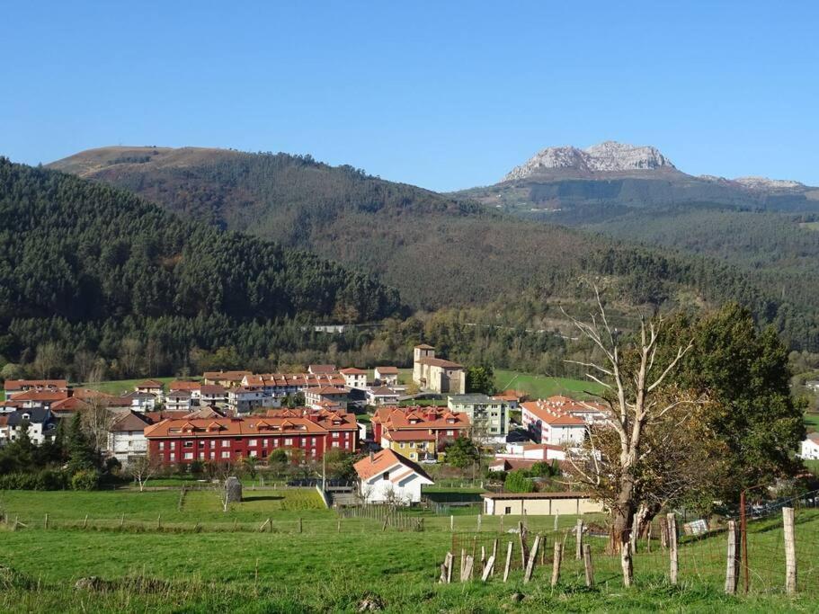Apartamento Hogar Del Nomada Gibaja Esterno foto